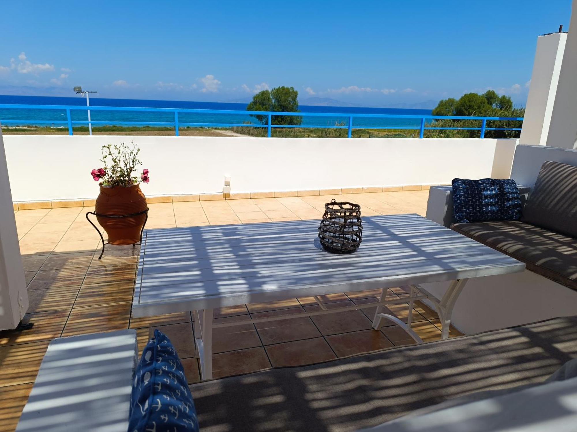 Nautilus Beach House Paradisi  Exterior photo